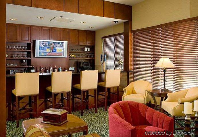 Courtyard By Marriott Waco Hotel Interior photo